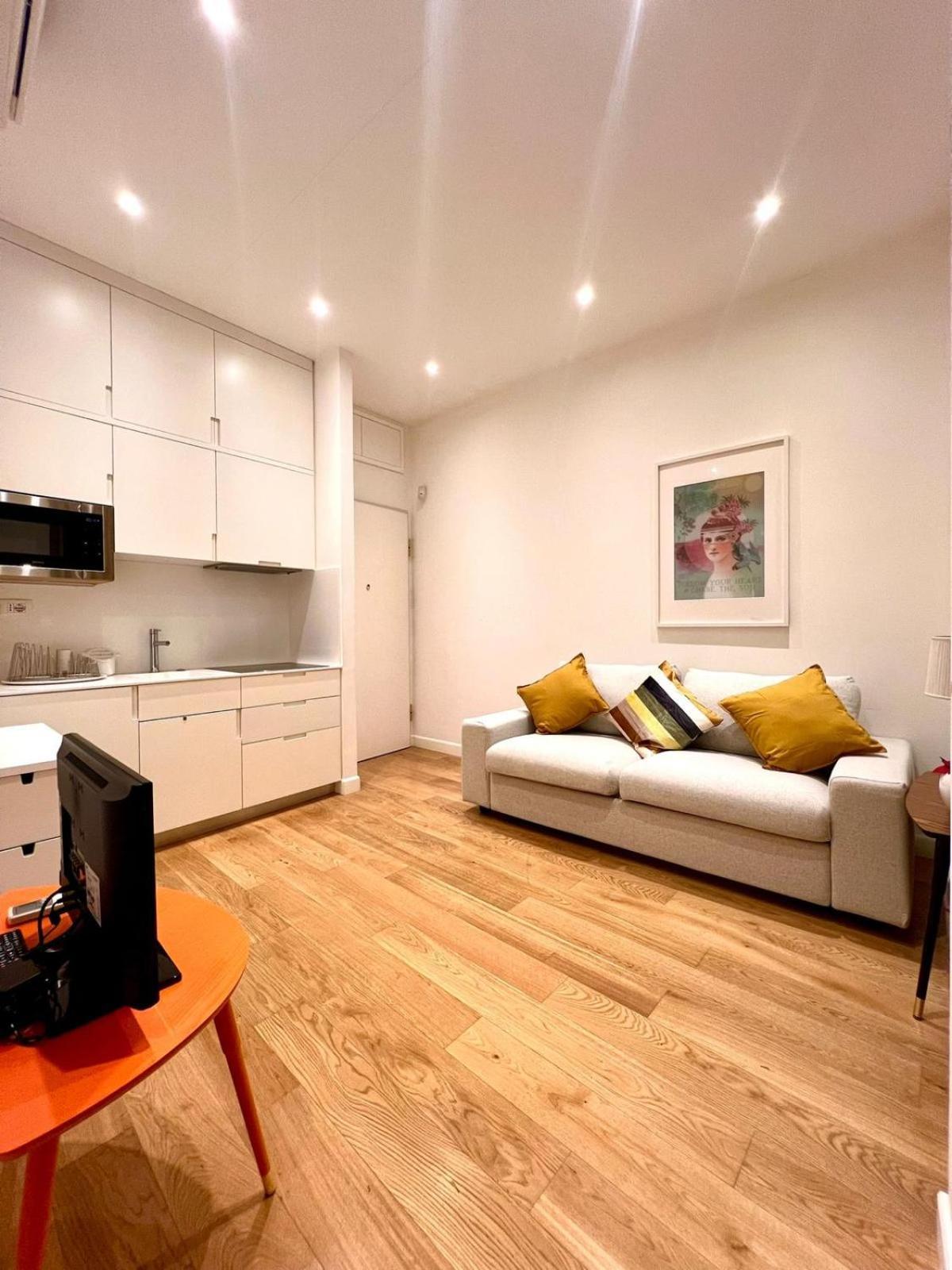Via Del Corso Home Roma Exteriér fotografie